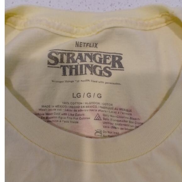 Stranger Things Surfer Boy Pizza Yellow Unisex T-Shirt Size L - Picture 3 of 7